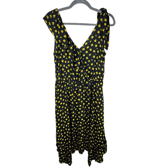 Who What Wear Dresses & Skirts - Who What Wear Black Yellow Floral Sleeveless Ruffled V-Neck Light Dress Size M
